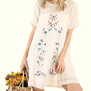Umgee - Women's Bohemian Embroidered Short  Dress or Tunic. Size S